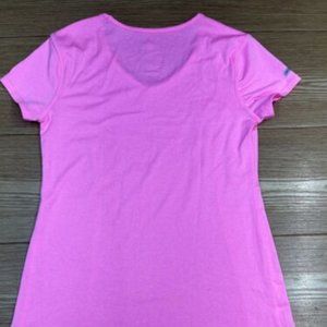 Women's Gym Shirt Size S Danskin Now Semi Fitted Active Workout V-Neck Basic Tee